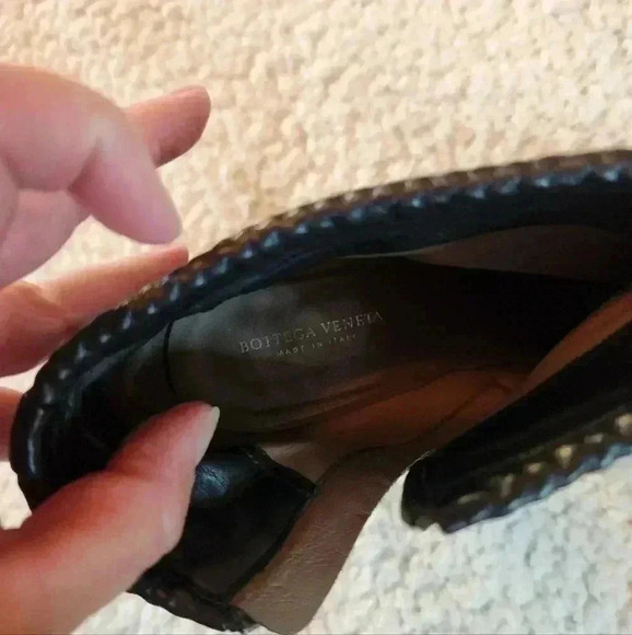 Bottega Veneta Black Leather Ankle Boots - Picture 7 of 16